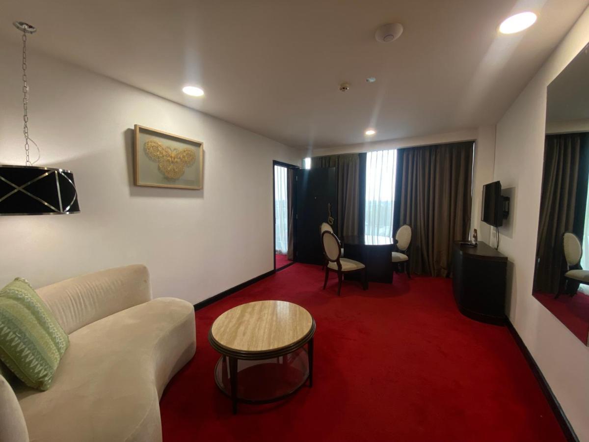 Amaroossa Cosmo Jakarta Luaran gambar